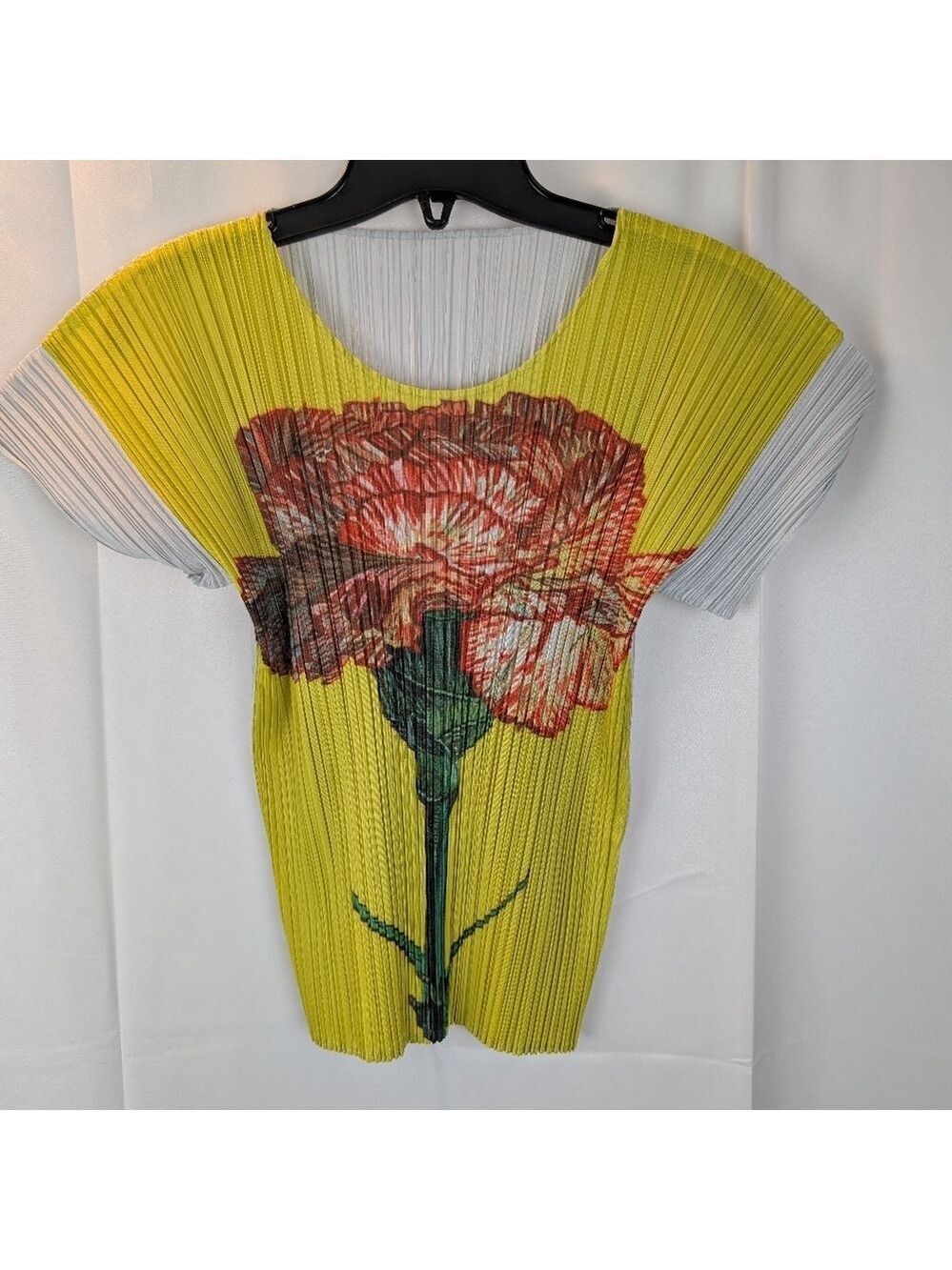 Issey Miyake PLEATS PLEASE Carnation T-shirt size M(3) in EUC extremely rare